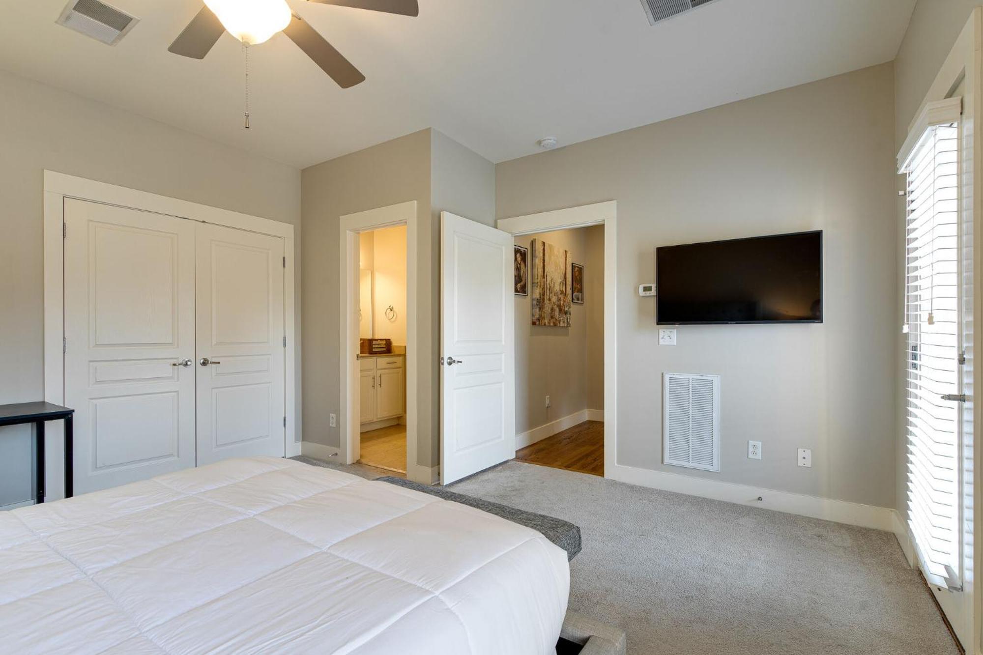 Appartement The Celebrity - Minutes To Broadway With A Balcony à Nashville Extérieur photo